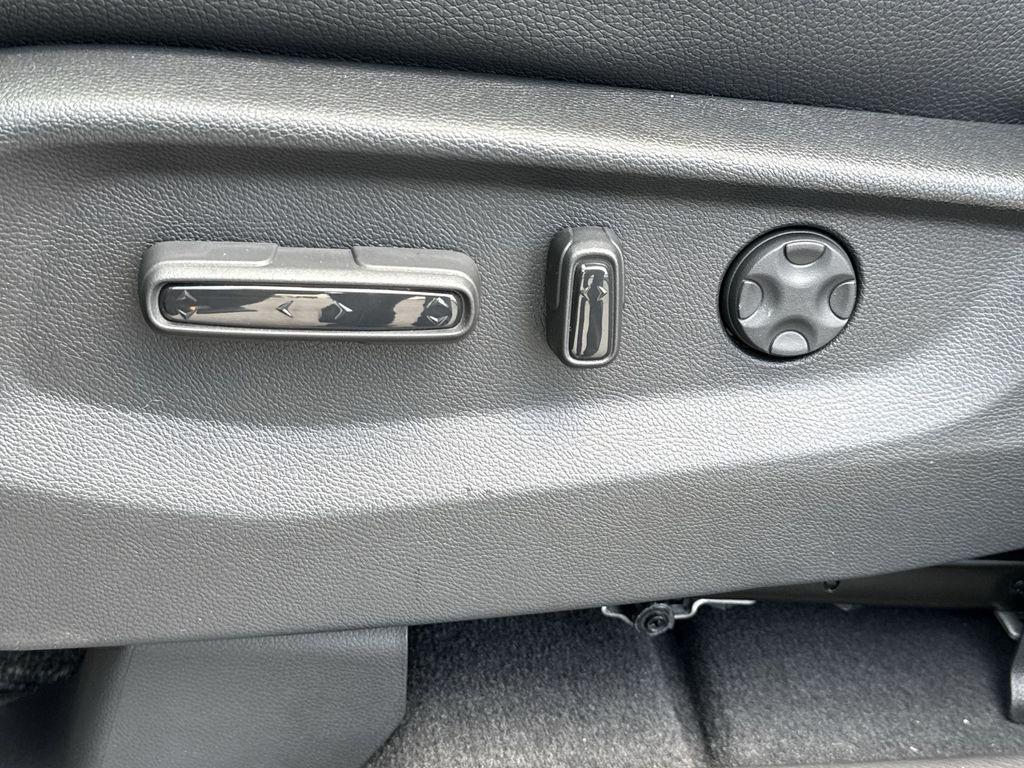 new 2026 Honda Odyssey car, priced at $40,845