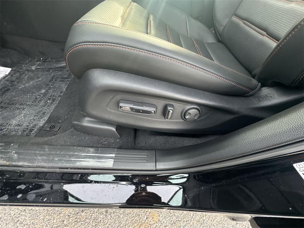 new 2026 Honda CR-V Hybrid car, priced at $39,330