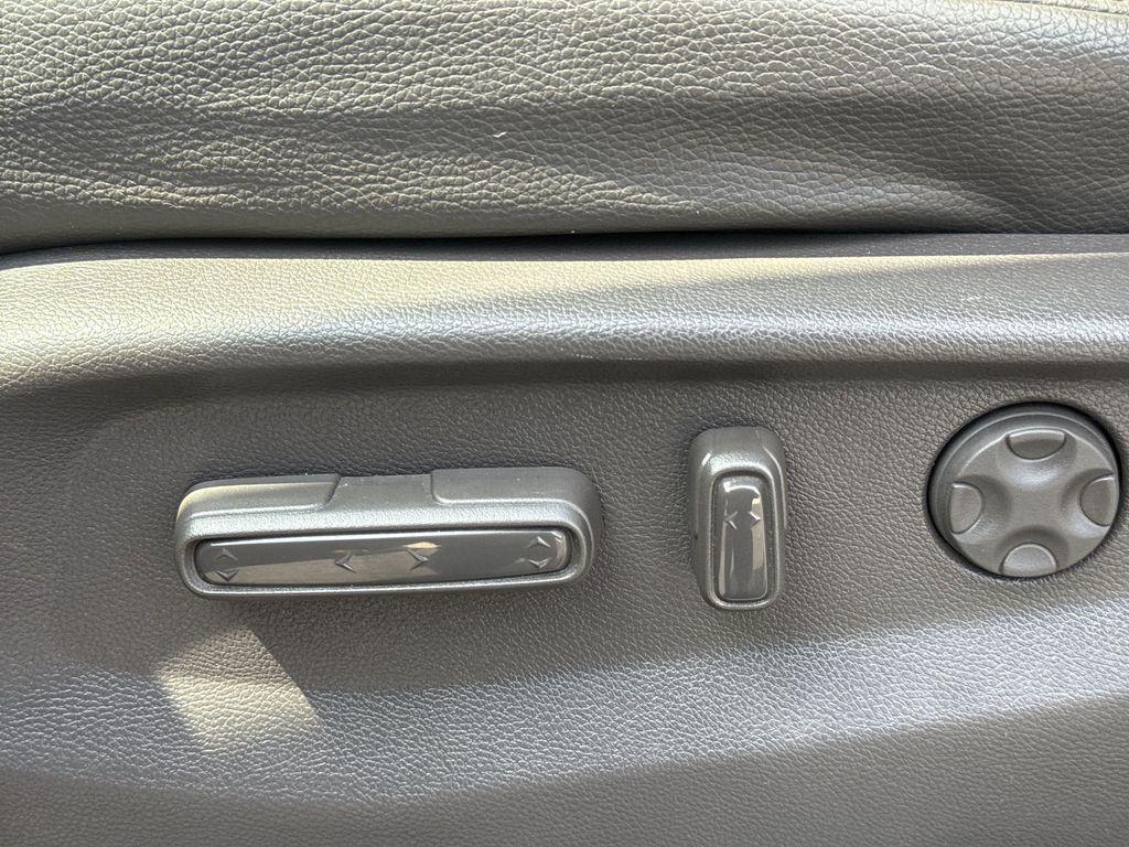 used 2020 Honda Odyssey car, priced at $27,288