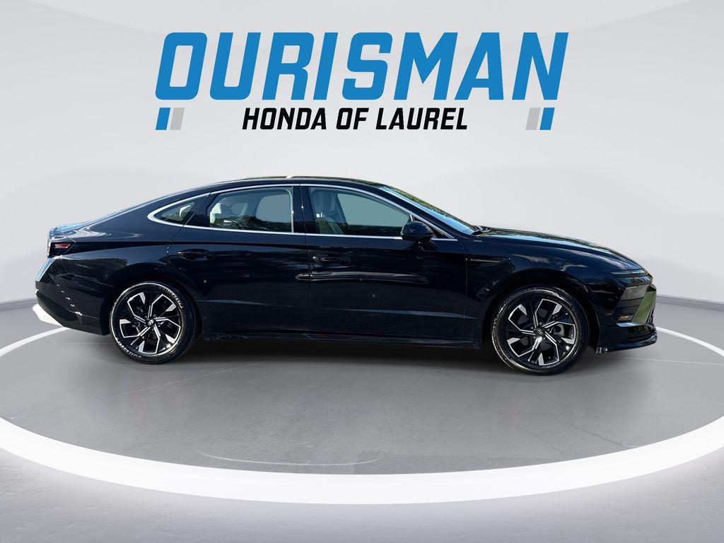 used 2025 Hyundai Sonata car, priced at $26,250