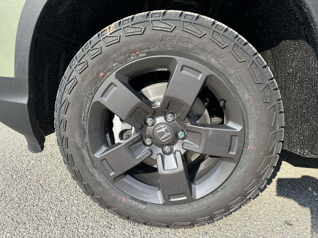 new 2026 Honda Ridgeline car, priced at $45,165