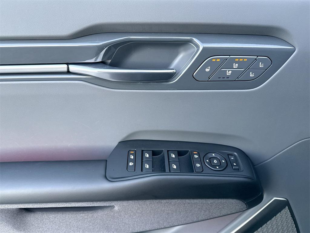 used 2024 Kia EV9 car, priced at $39,231