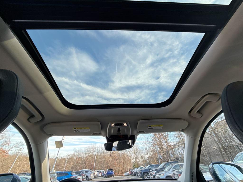 used 2020 Volvo XC90 Hybrid car, priced at $26,988