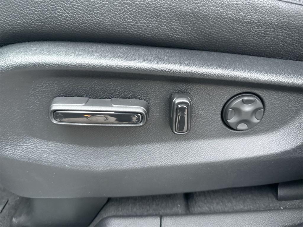 new 2026 Honda Odyssey car, priced at $40,271