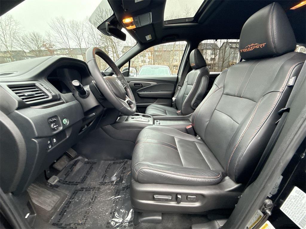 used 2022 Honda Pilot car, priced at $24,988