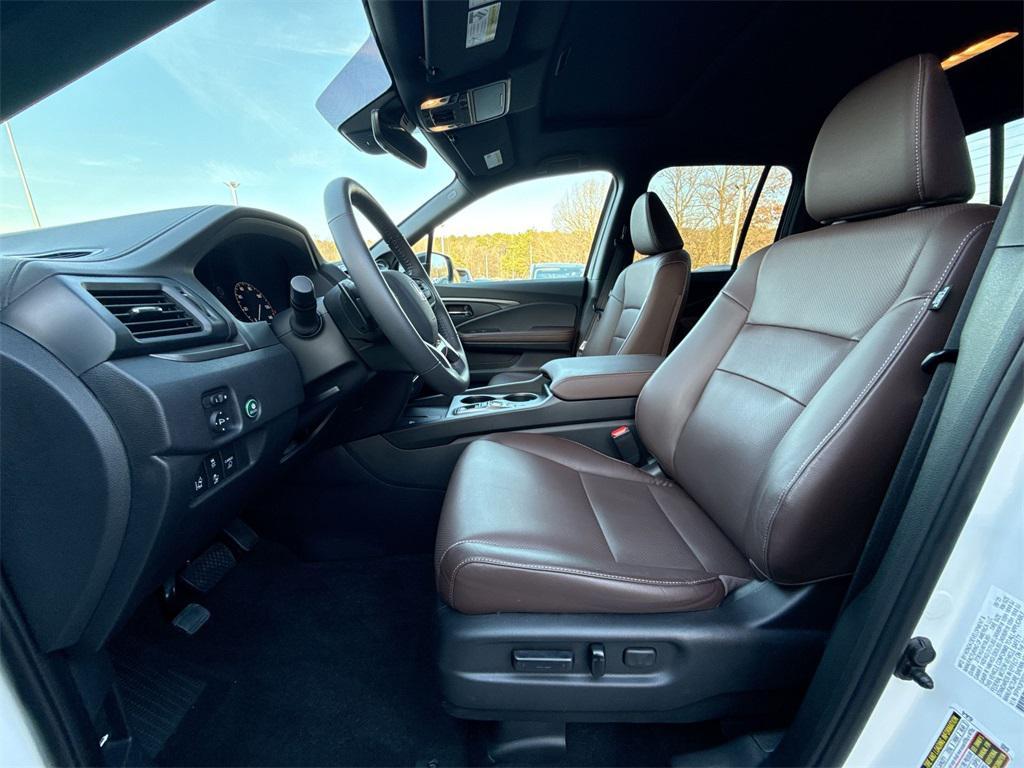 used 2025 Honda Ridgeline car, priced at $35,488