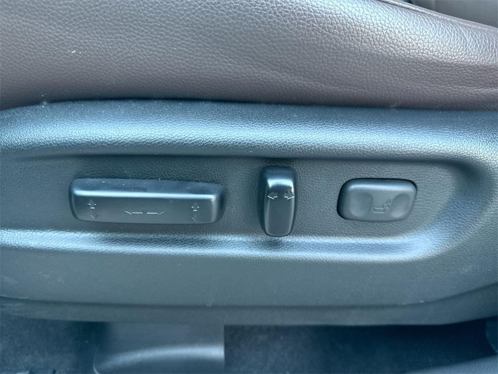 used 2025 Honda Ridgeline car, priced at $35,488