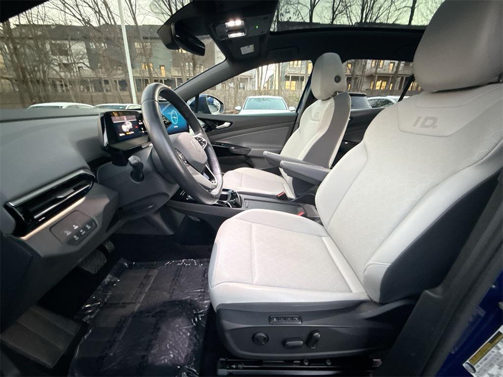 used 2021 Volkswagen ID.4 car, priced at $19,157