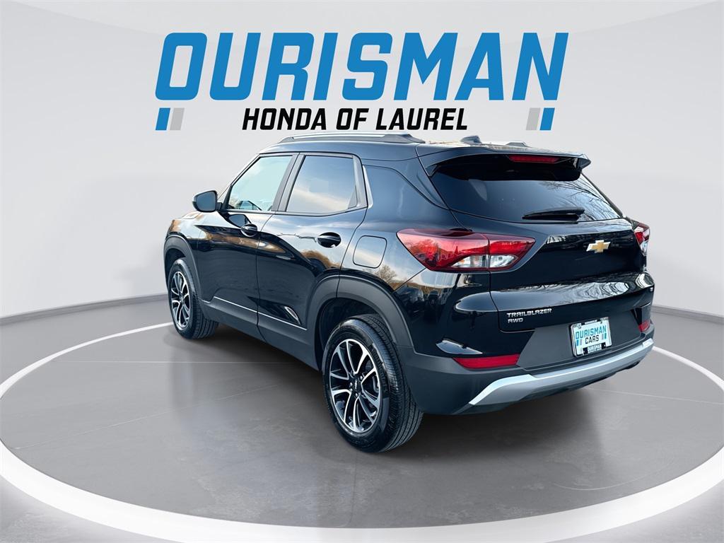 used 2025 Chevrolet TrailBlazer car, priced at $22,956