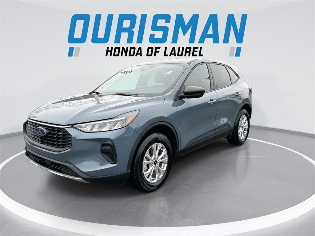 used 2025 Ford Escape car, priced at $21,675