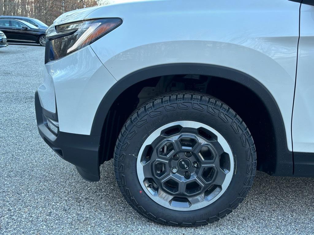 used 2024 Honda Ridgeline car, priced at $35,488