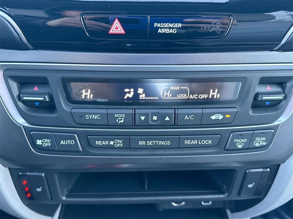 used 2022 Honda Pilot car, priced at $27,410