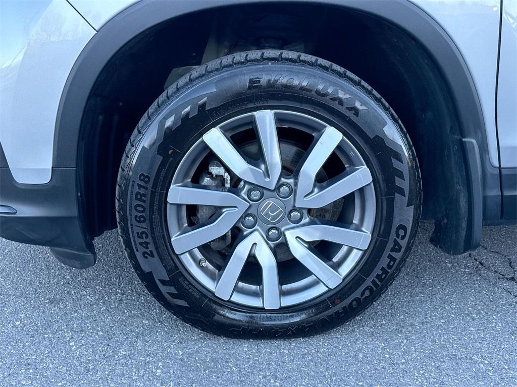 used 2022 Honda Pilot car, priced at $27,410