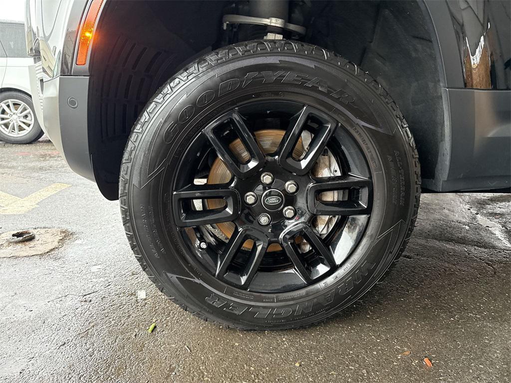 used 2020 Land Rover Defender car, priced at $41,000