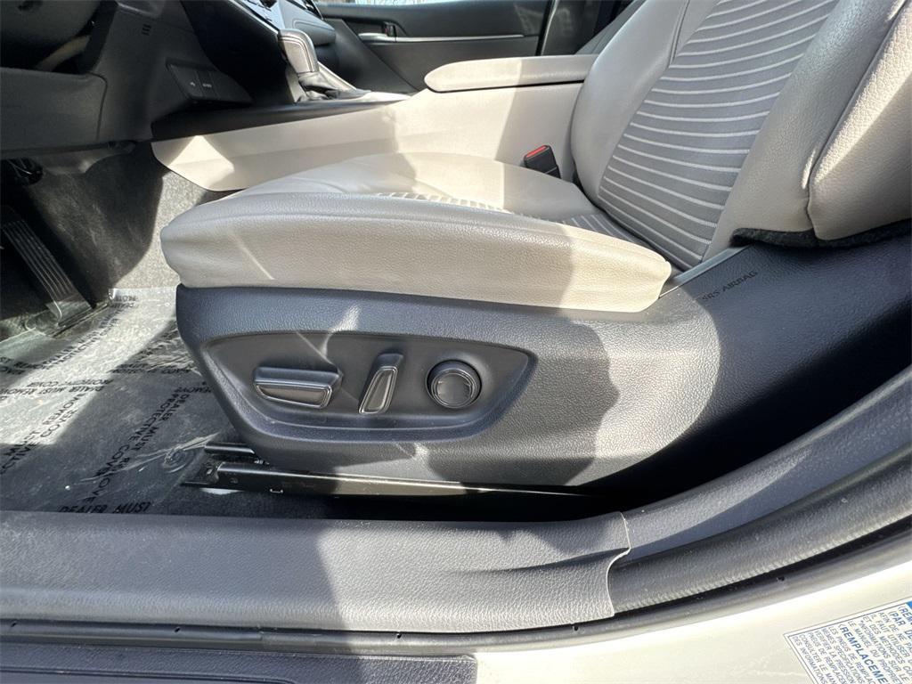 used 2023 Toyota Camry car, priced at $25,595