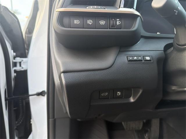 new 2026 Toyota Crown Signia car, priced at $47,179