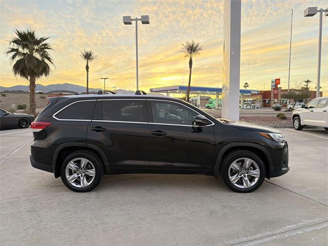 used 2019 Toyota Highlander car, priced at $26,900