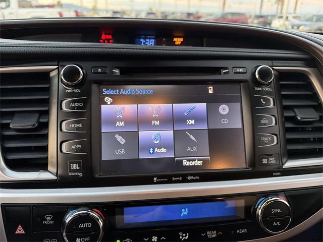 used 2019 Toyota Highlander car, priced at $26,900