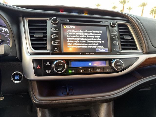 used 2019 Toyota Highlander car, priced at $26,900