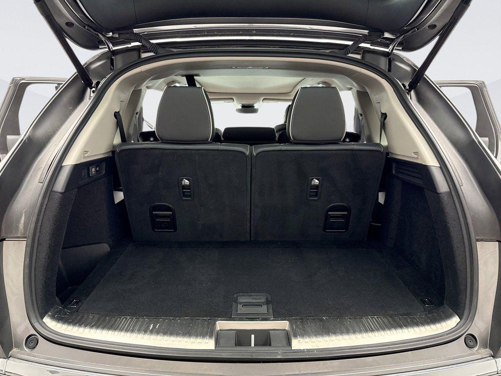 used 2023 Acura MDX car, priced at $44,299