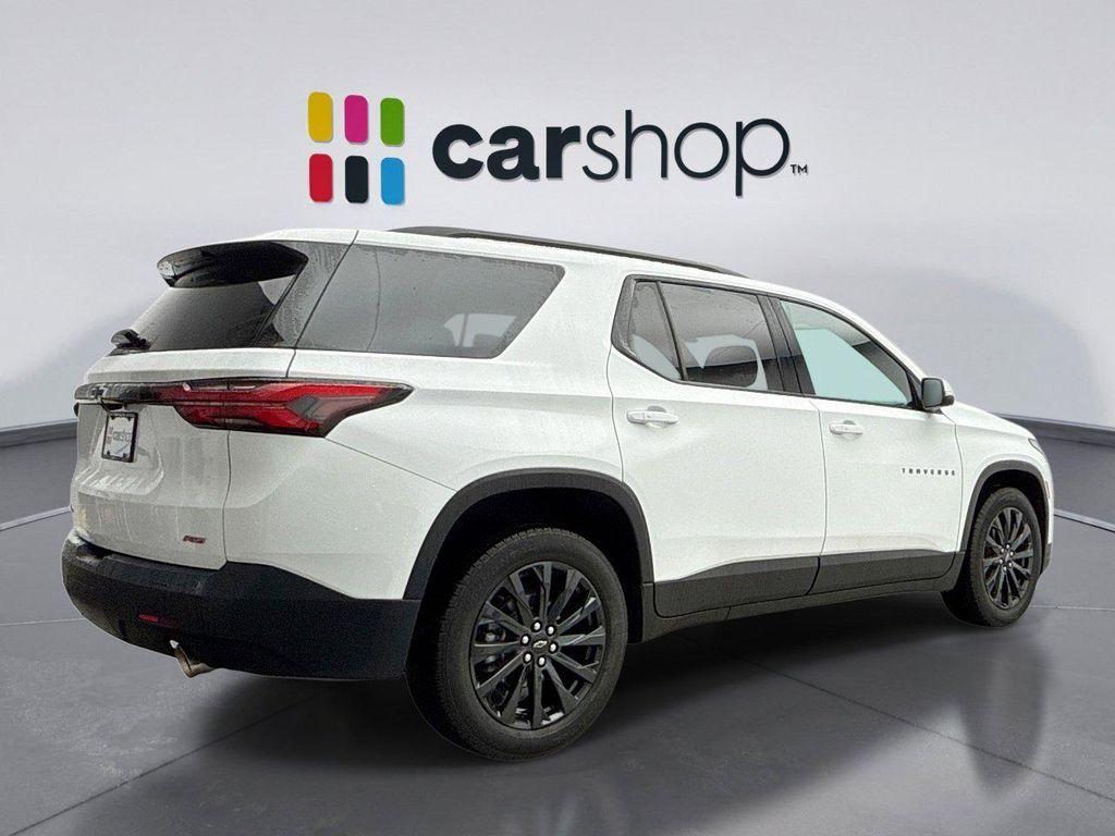 used 2023 Chevrolet Traverse car, priced at $37,298