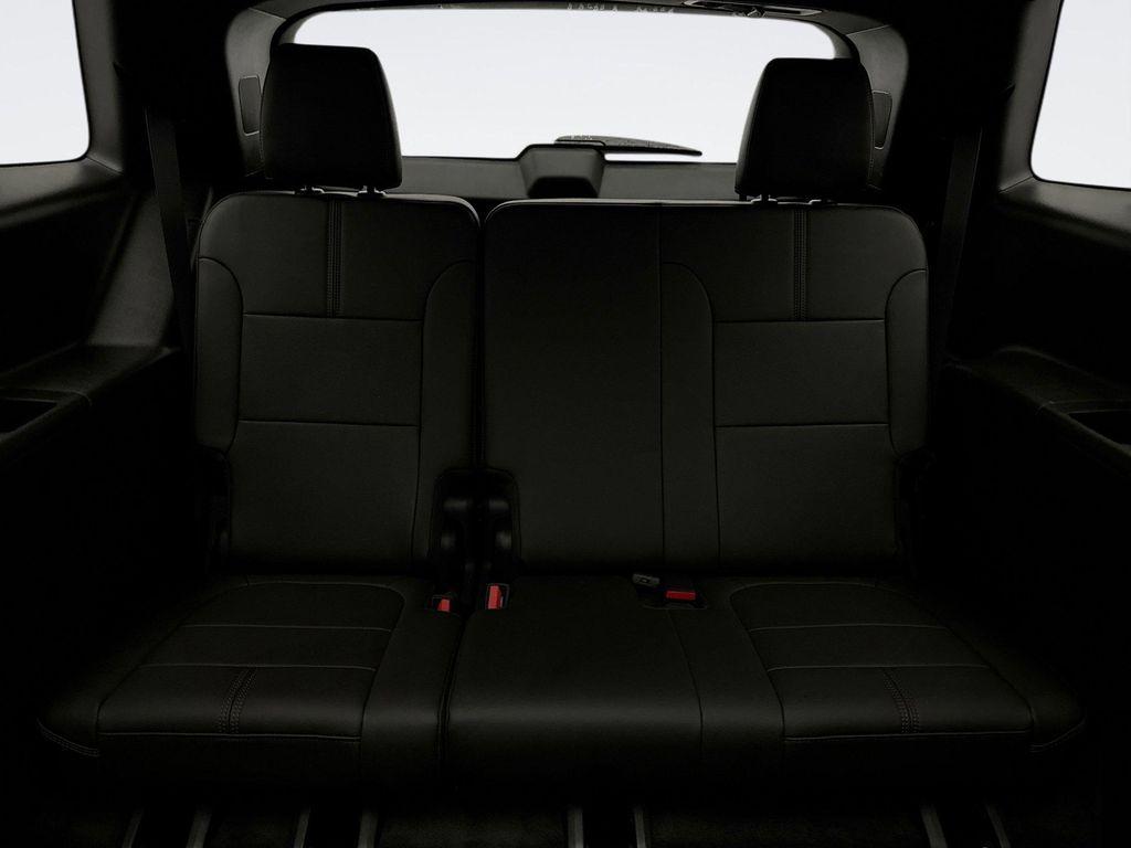 used 2023 Chevrolet Traverse car, priced at $37,298