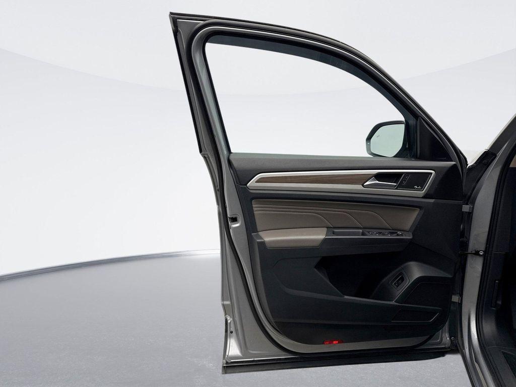 used 2021 Volkswagen Atlas car, priced at $27,298