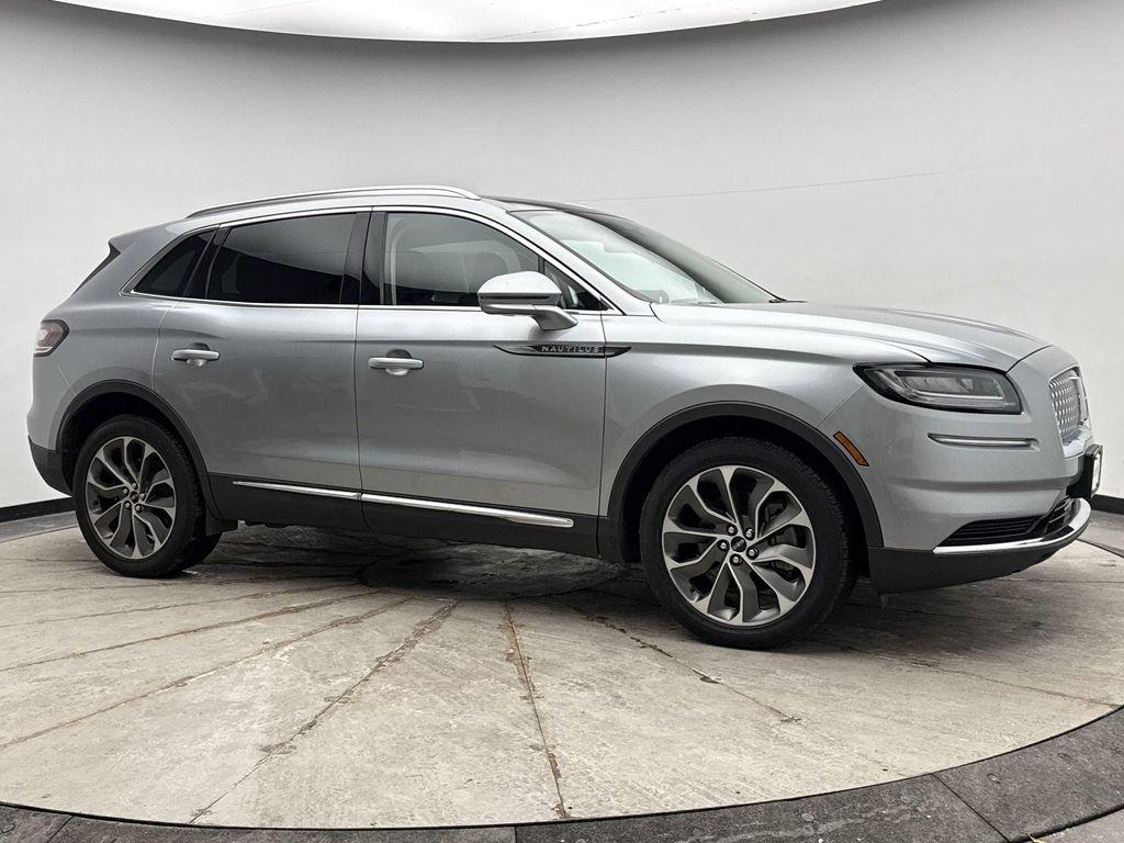 used 2022 Lincoln Nautilus car, priced at $33,599