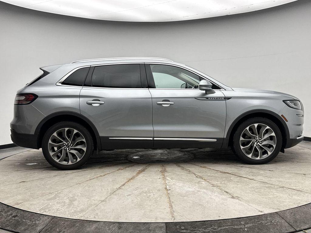 used 2022 Lincoln Nautilus car, priced at $33,599