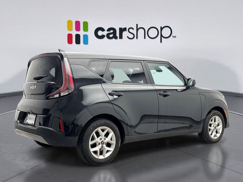 used 2024 Kia Soul car, priced at $17,499