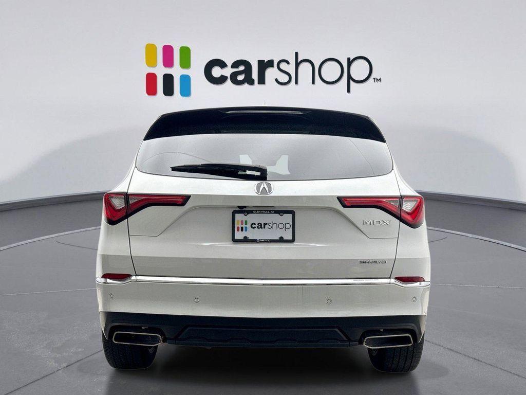 used 2023 Acura MDX car, priced at $39,999