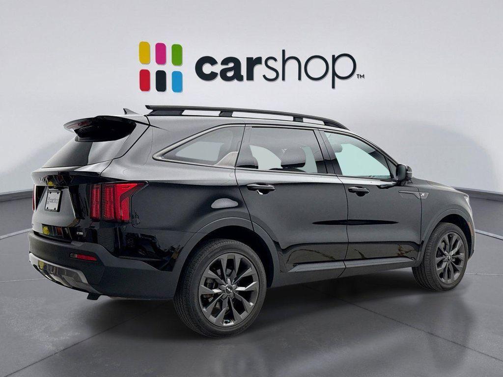 used 2023 Kia Sorento car, priced at $33,398