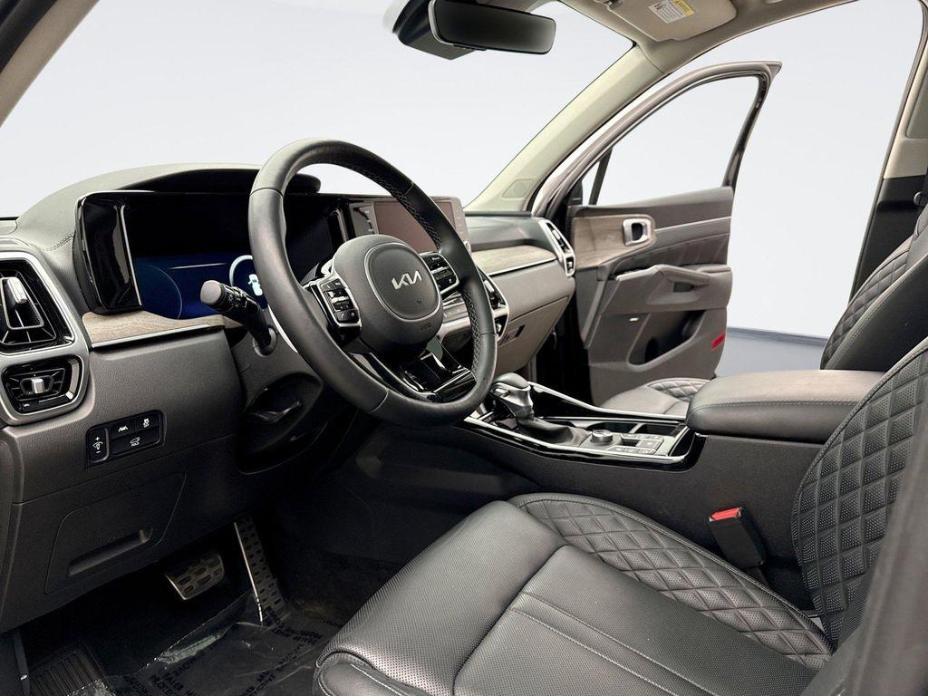 used 2023 Kia Sorento car, priced at $33,398