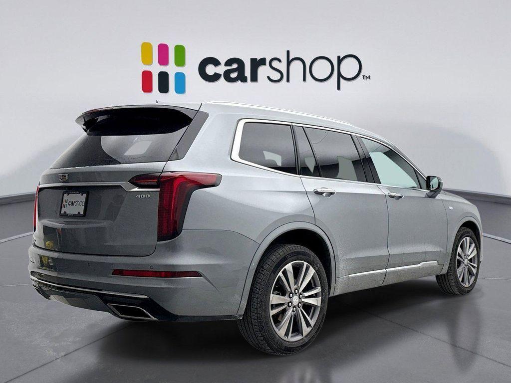 used 2025 Cadillac XT6 car, priced at $39,000