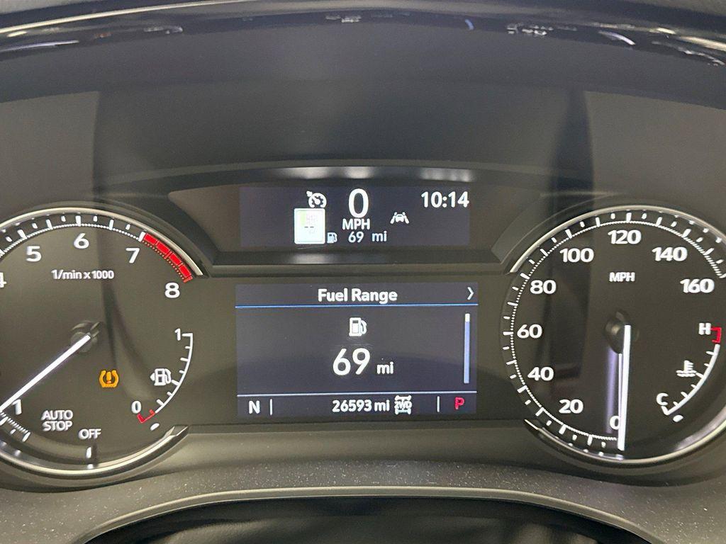 used 2025 Cadillac XT6 car, priced at $39,000