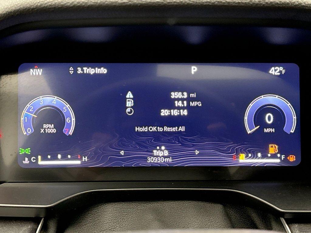 used 2023 Jeep Grand Cherokee car, priced at $28,699