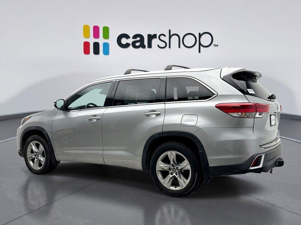 used 2018 Toyota Highlander car, priced at $22,948