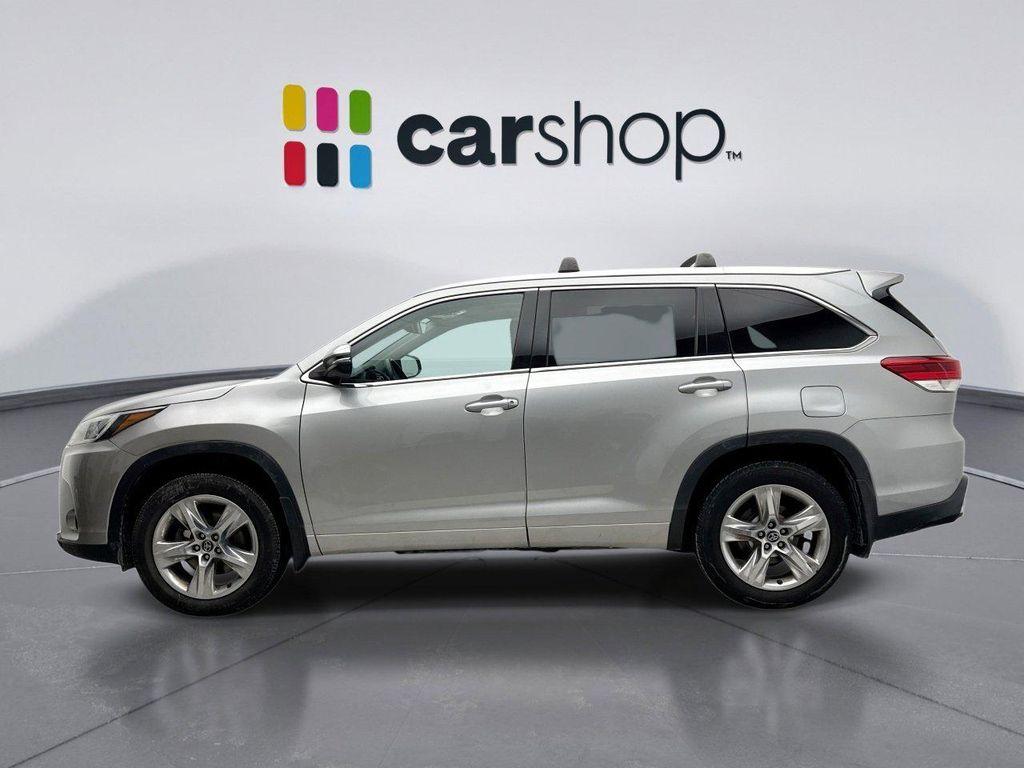 used 2018 Toyota Highlander car, priced at $22,948