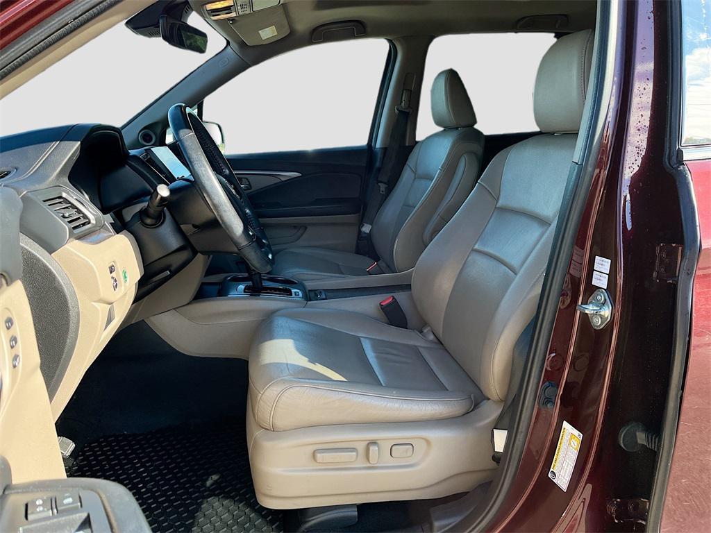 used 2019 Honda Pilot car, priced at $21,900