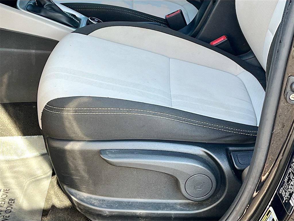 used 2022 Hyundai Venue car, priced at $13,200