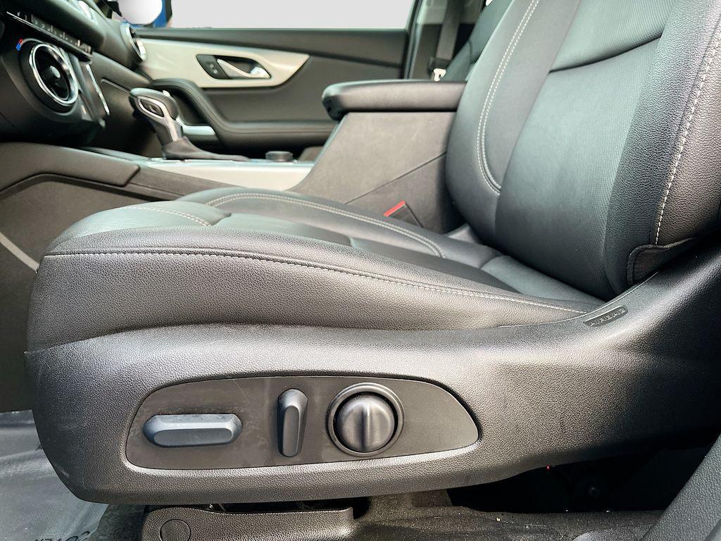 used 2024 Chevrolet Blazer car, priced at $23,900
