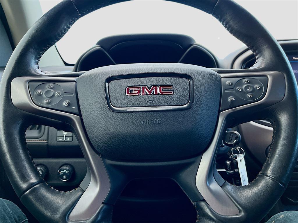 used 2022 GMC Canyon car, priced at $29,200