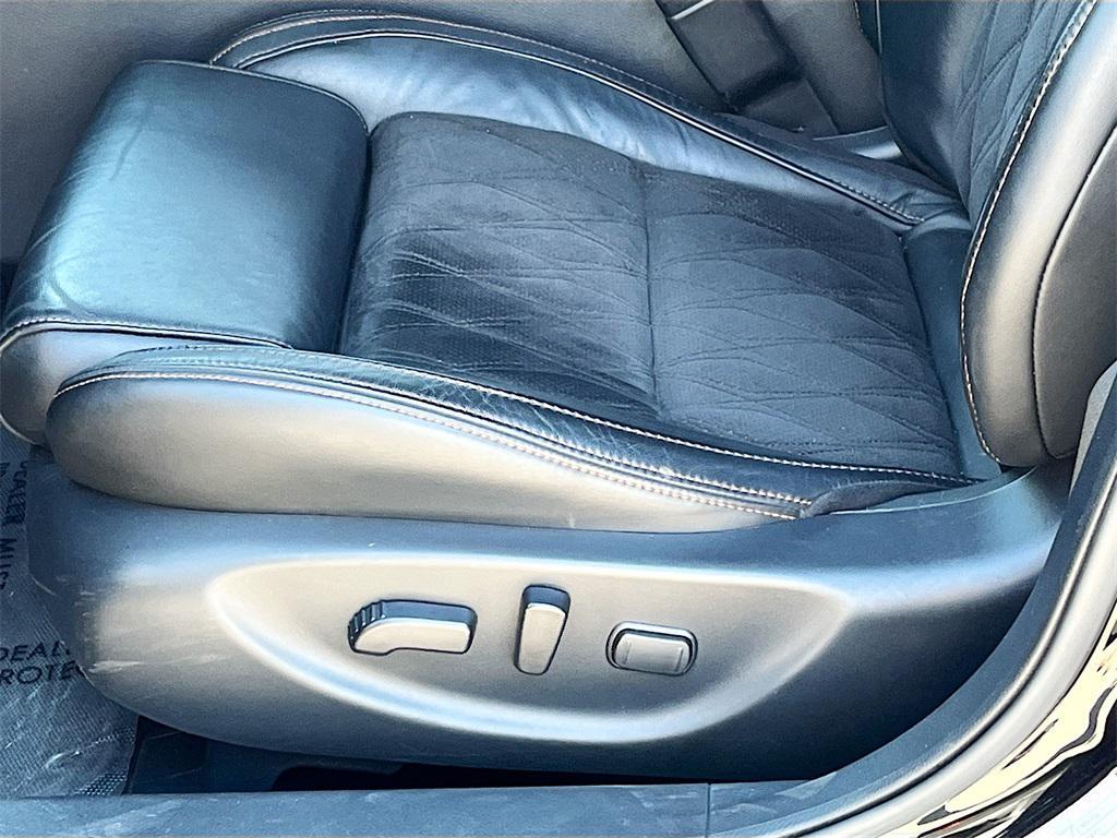 used 2022 Nissan Maxima car, priced at $21,400