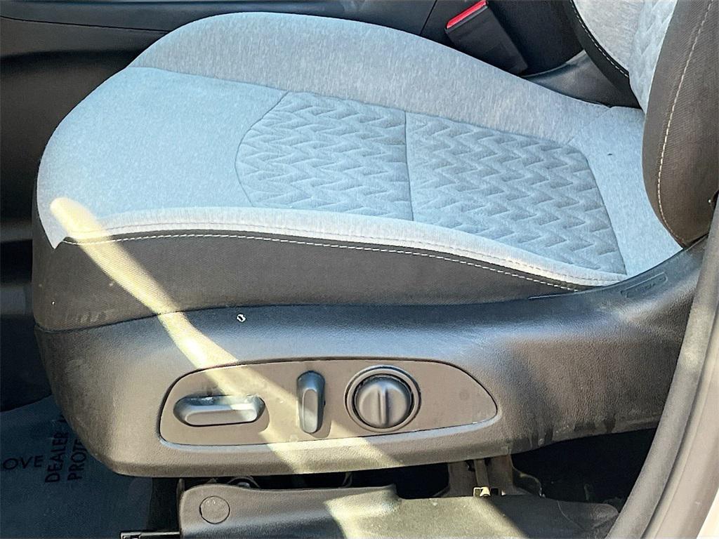 used 2024 Chevrolet Equinox car, priced at $18,500