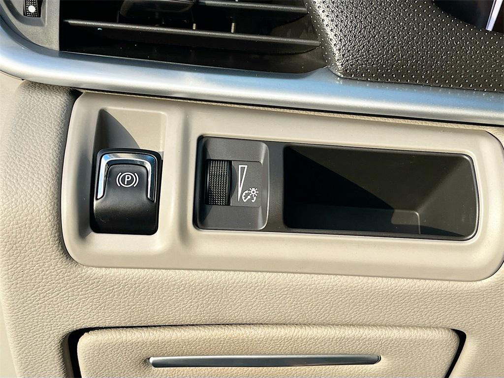 used 2017 Cadillac XTS car, priced at $8,800