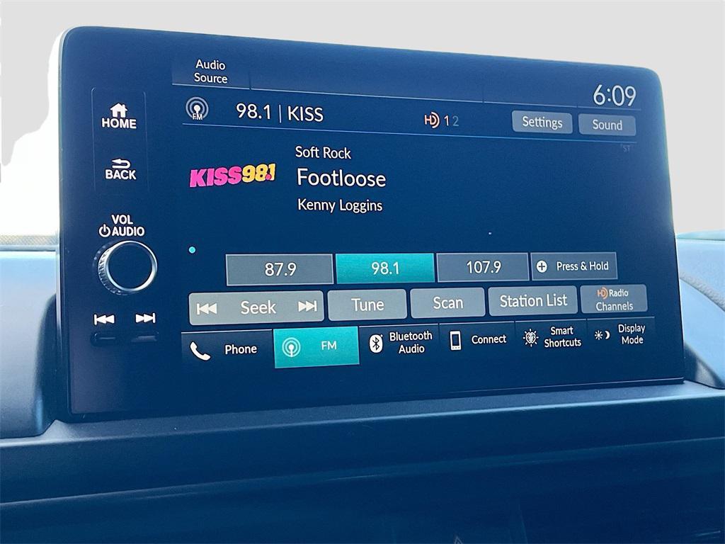 used 2025 Honda Pilot car, priced at $38,500