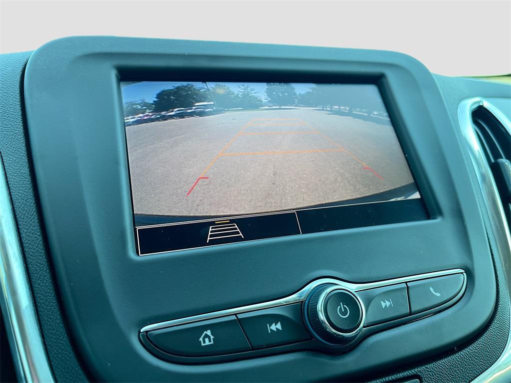 used 2024 Chevrolet Equinox car, priced at $18,200