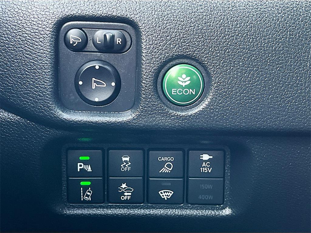 used 2024 Honda Ridgeline car, priced at $31,000