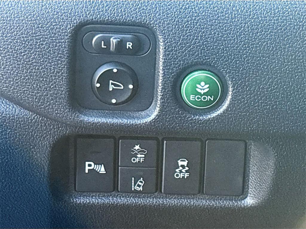 used 2020 Honda Pilot car, priced at $26,400