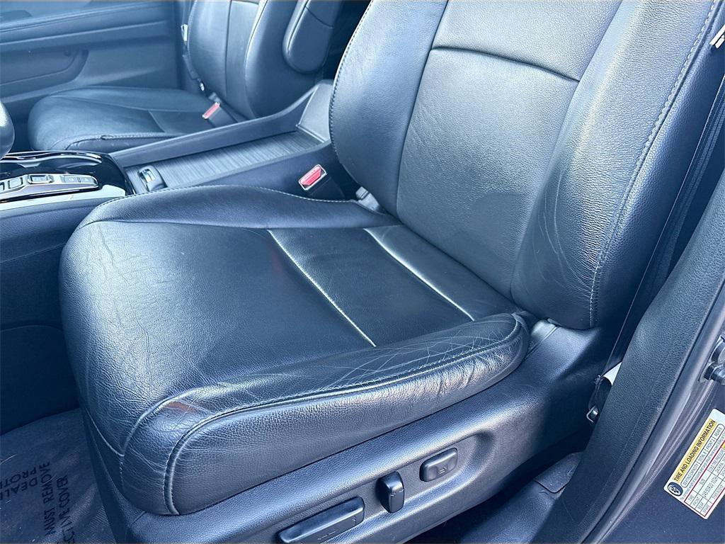 used 2020 Honda Pilot car, priced at $26,400